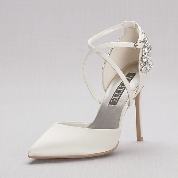 vera wang white heels